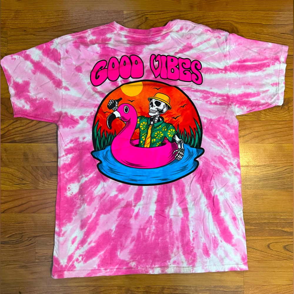 Call Your Mother GOOD VIBES Tee shirt (size-L)